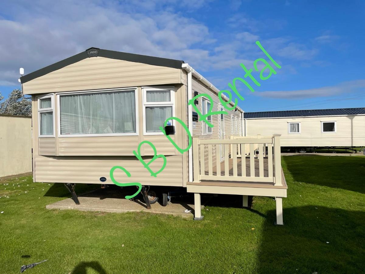 Summer Breeze Deluxe Caravan Rental Saint Osyth Extérieur photo